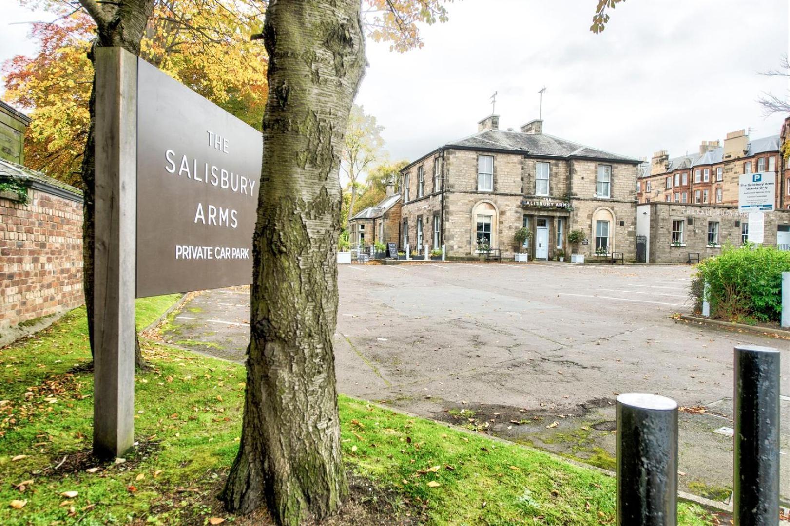 Guestready - Classic Charm Near Holyrood Park Edimburgo Exterior foto