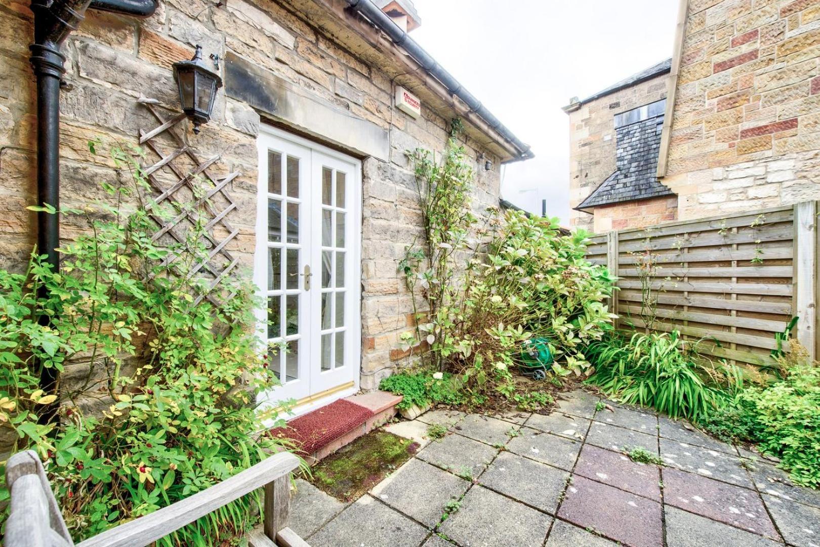 Guestready - Classic Charm Near Holyrood Park Edimburgo Exterior foto